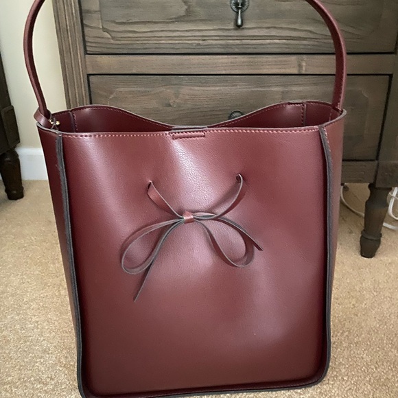 Burgundy Tote NWOT - Picture 3 of 8